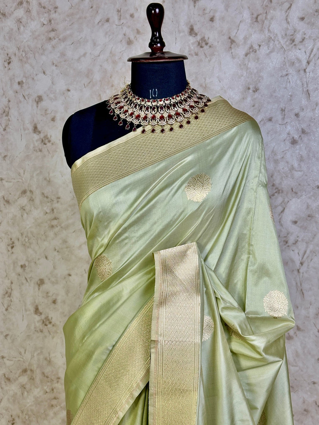 Pista Green Pure Katan Silk Banarasi Kadhwa Buta Handloom Ektara Weaved Saree - Katan Banaras