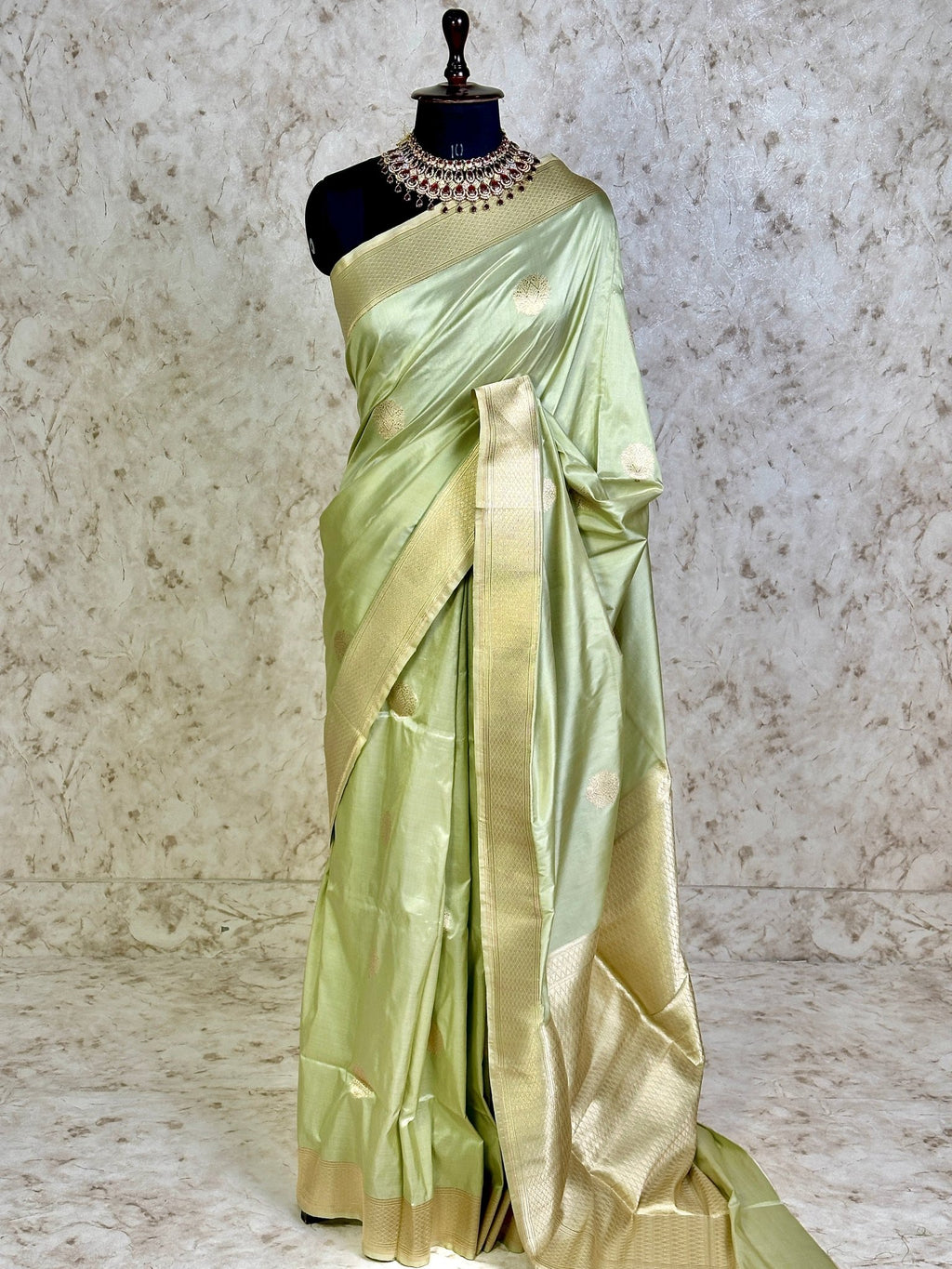Pista Green Pure Katan Silk Banarasi Kadhwa Buta Handloom Ektara Weaved Saree - Katan Banaras