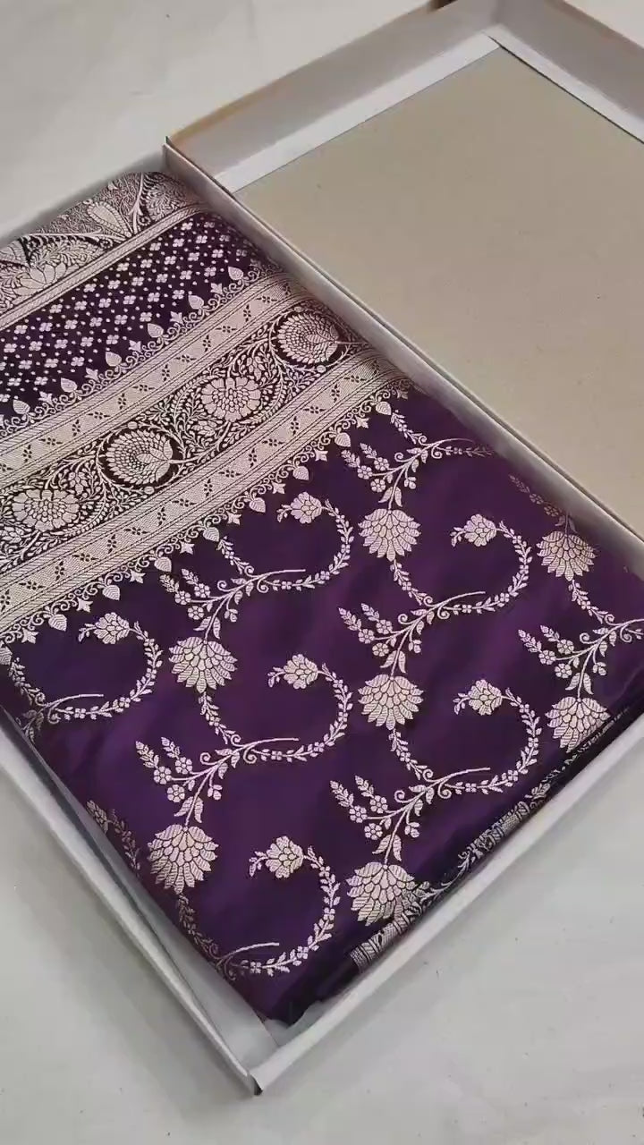 Mashroo Silk Banarasi Saree with gold zari work
