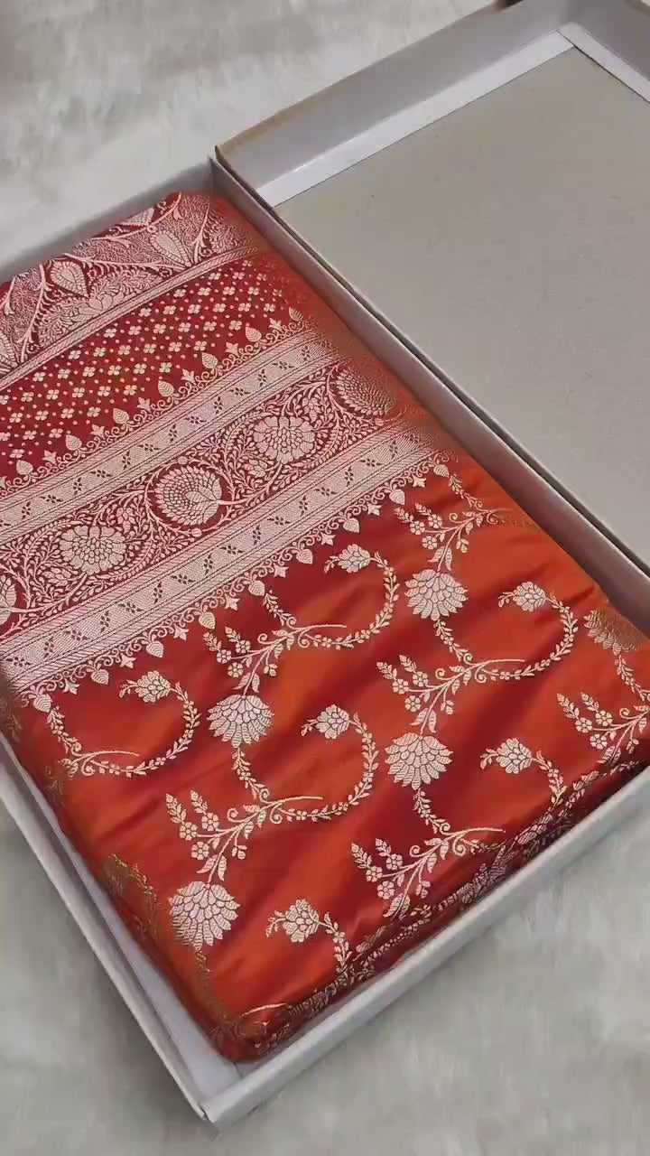 Mashroo Silk Banarasi Saree with gold zari work