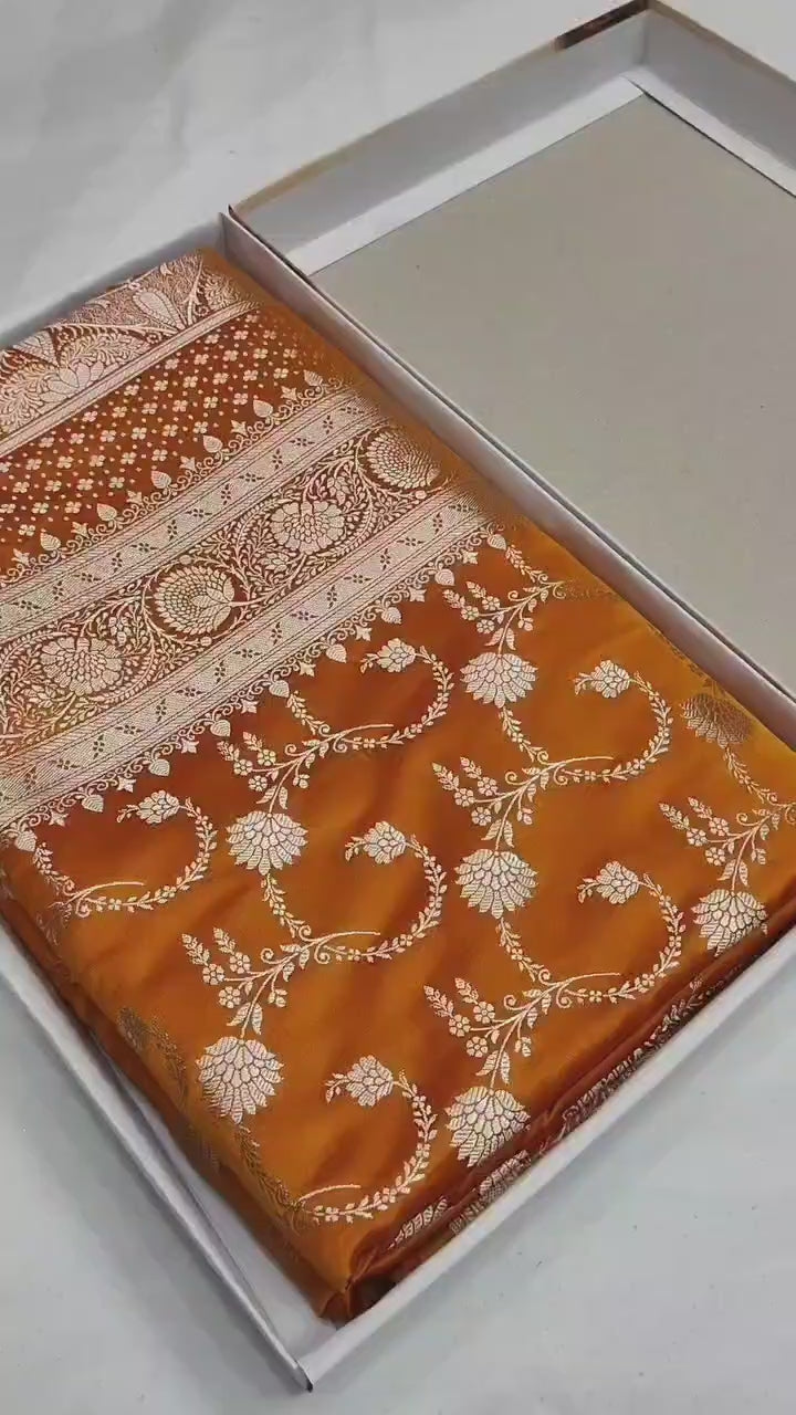 Mashroo Silk Banarasi Saree with gold zari work