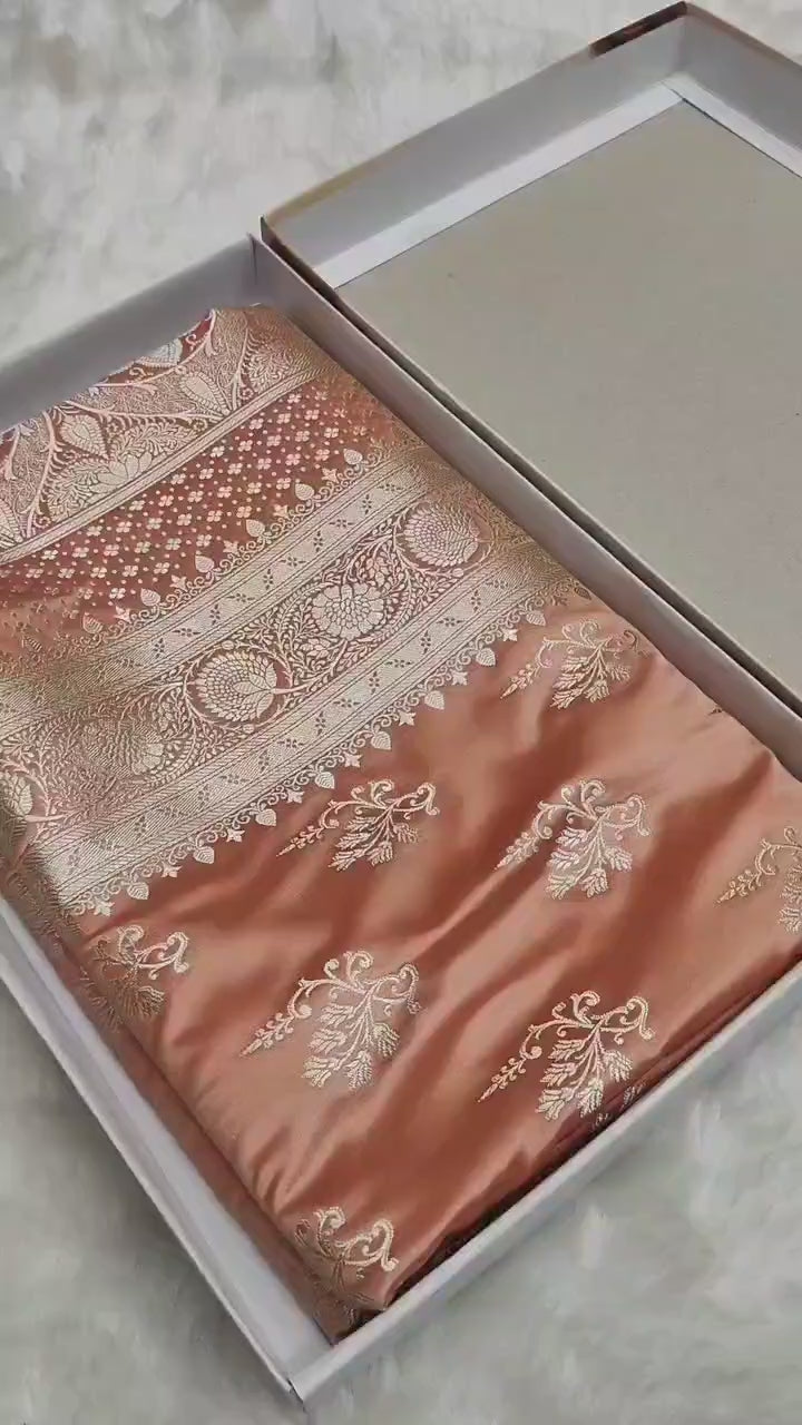Mashroo Silk Banarasi Saree with gold zari work