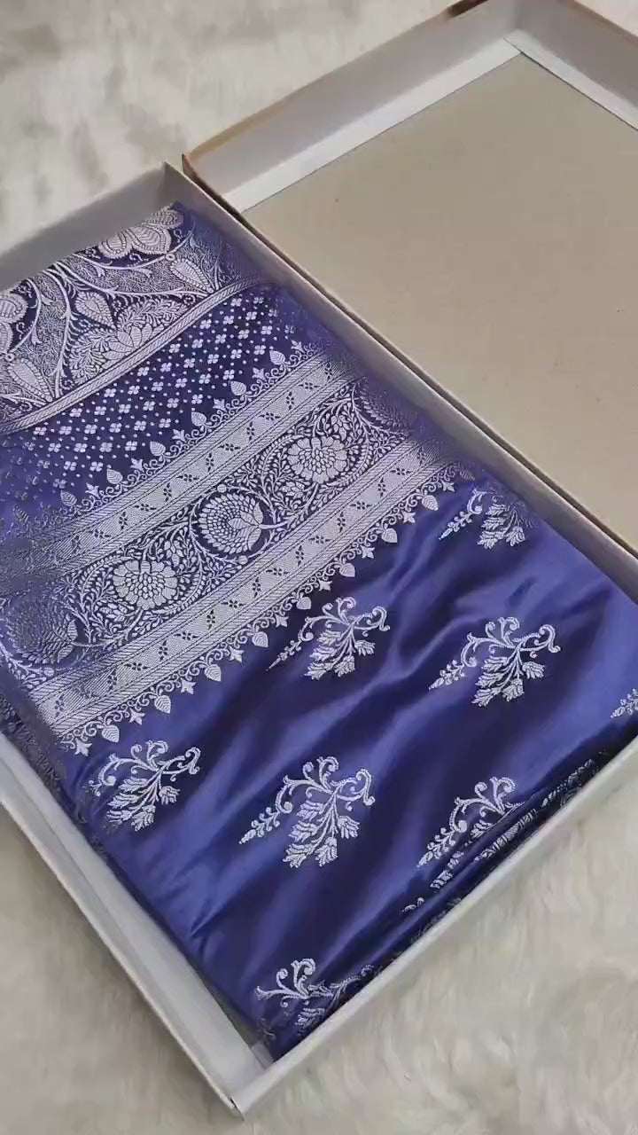 Mashroo Silk Banarasi Saree with gold zari work