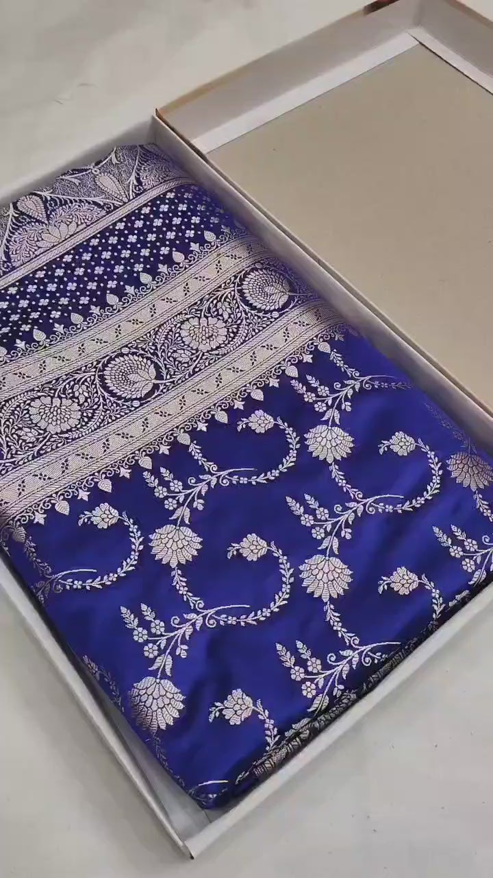 Mashroo Silk Banarasi Saree with gold zari work
