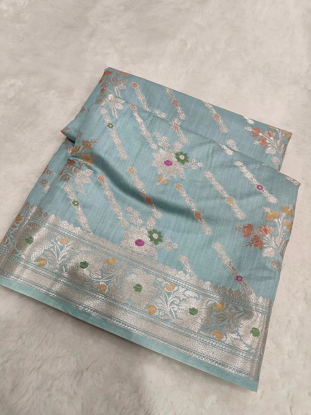 Pure Chiniya Silk Banarasi Saree | Pastel Green Zari Woven Saree from Varanasi - Pure Chiniya Katan Silk Banarasi Saree