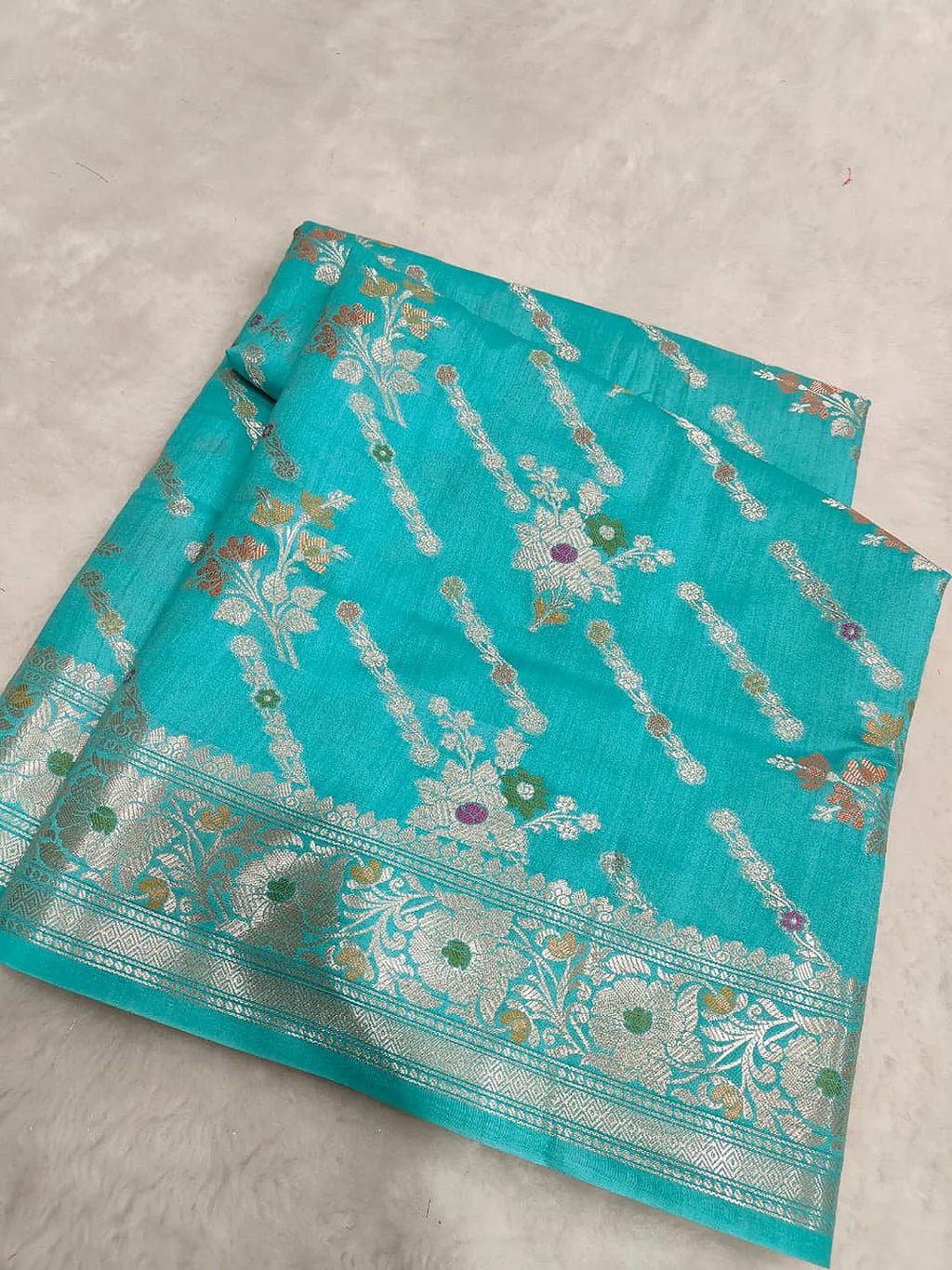Pure Chiniya Silk Banarasi Saree | Rich Zari Meena Weave from Varanasi - close up zari border of Pure Chiniya Katan Silk Banarasi Saree