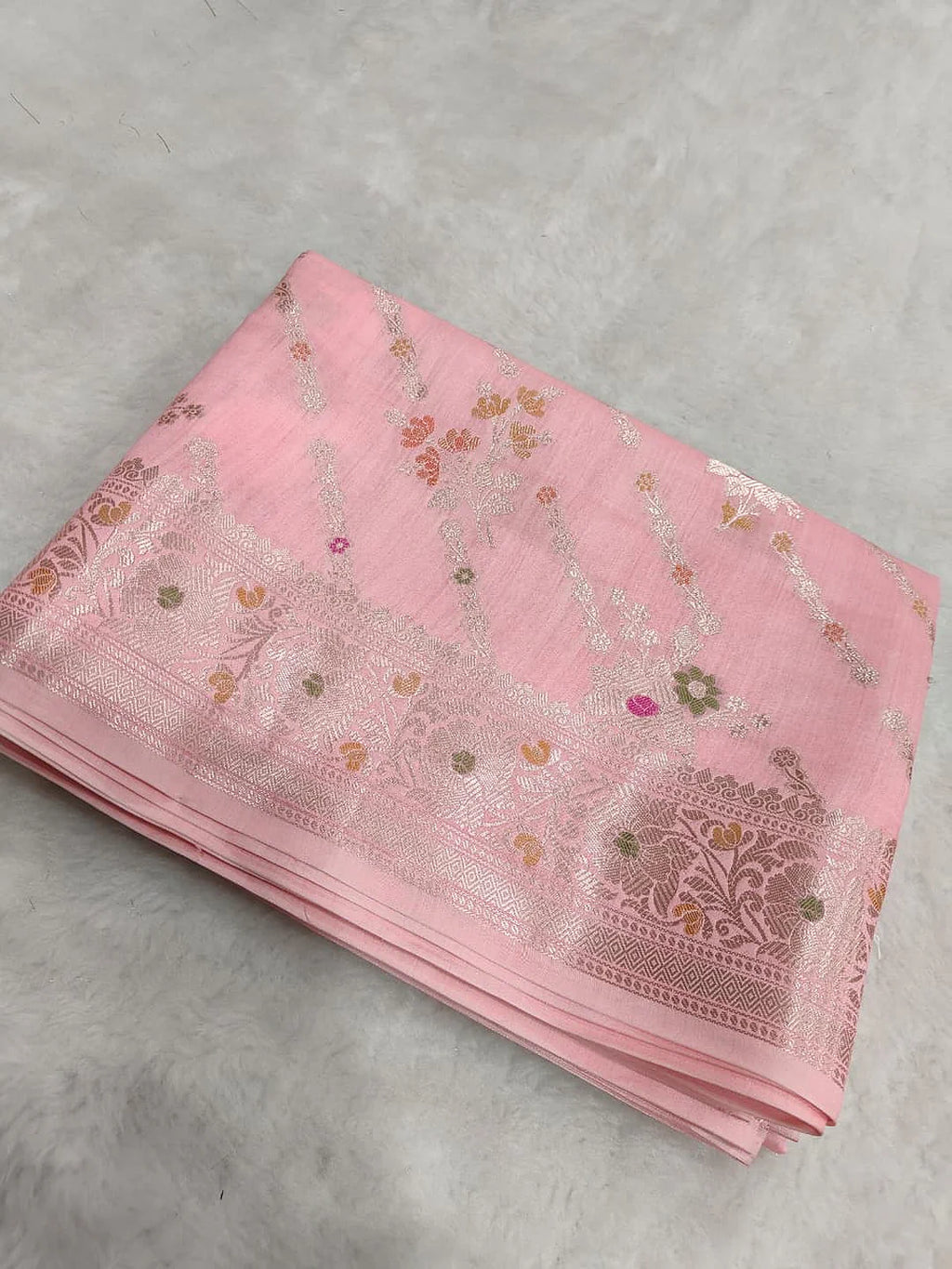 Pure Chiniya Silk Banarasi Saree | Zari Woven Luxury Saree from Varanasi - close up zari border of Pure Chiniya Katan Silk Banarasi Saree