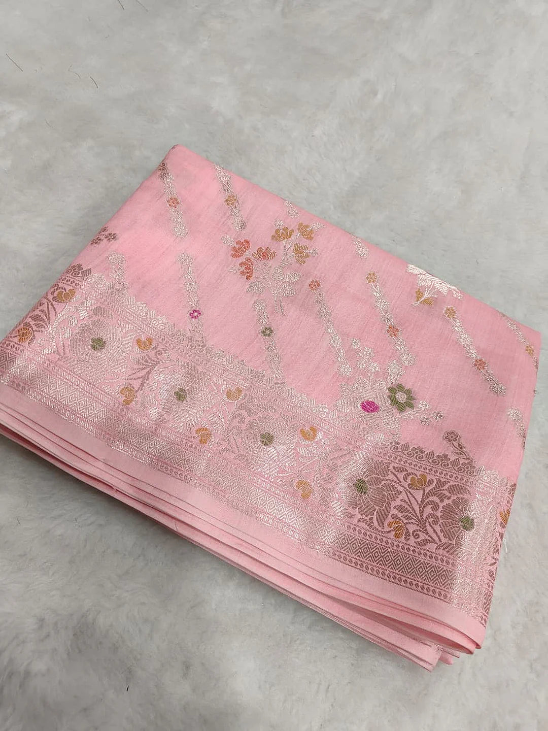 Pure Chiniya Silk Banarasi Saree | Zari Woven Luxury Saree from Varanasi - close up zari border of Pure Chiniya Katan Silk Banarasi Saree
