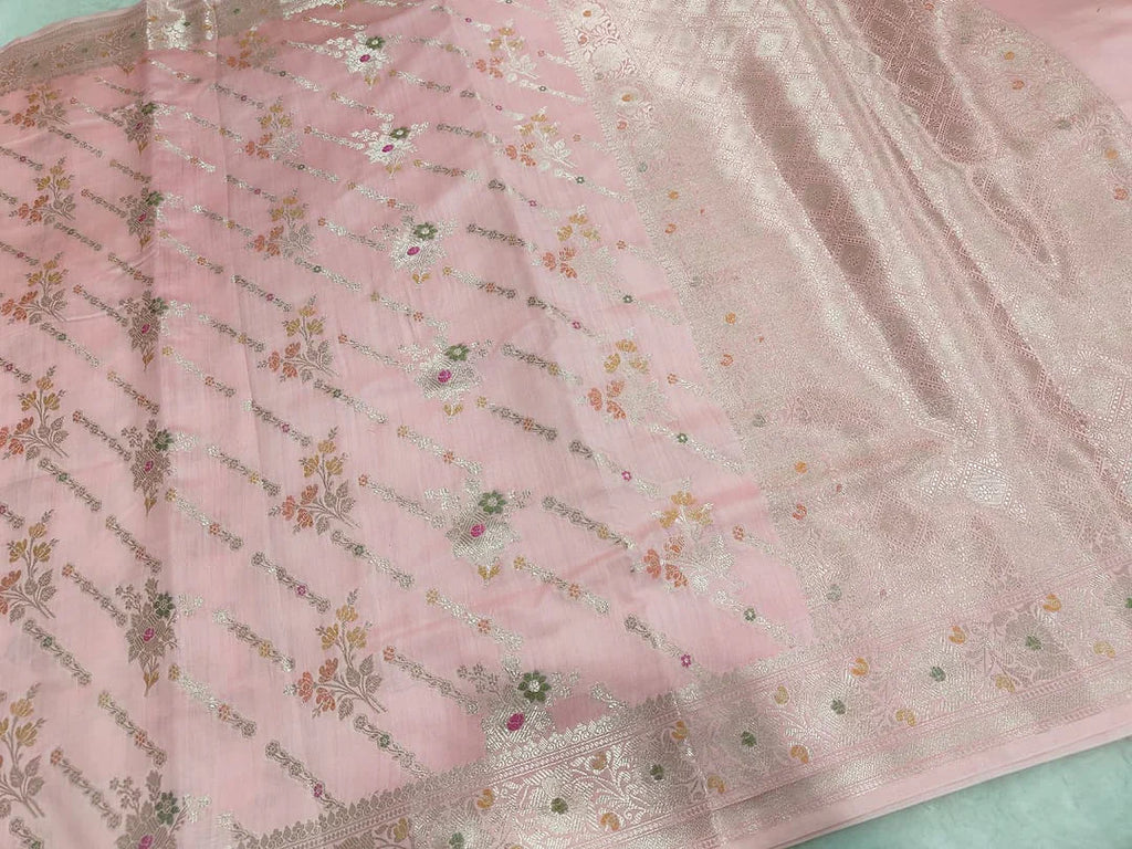 Pure Chiniya Silk Banarasi Saree | Zari Woven Luxury Saree from Varanasi - pallu detail of Pure Chiniya Katan Silk Banarasi Saree