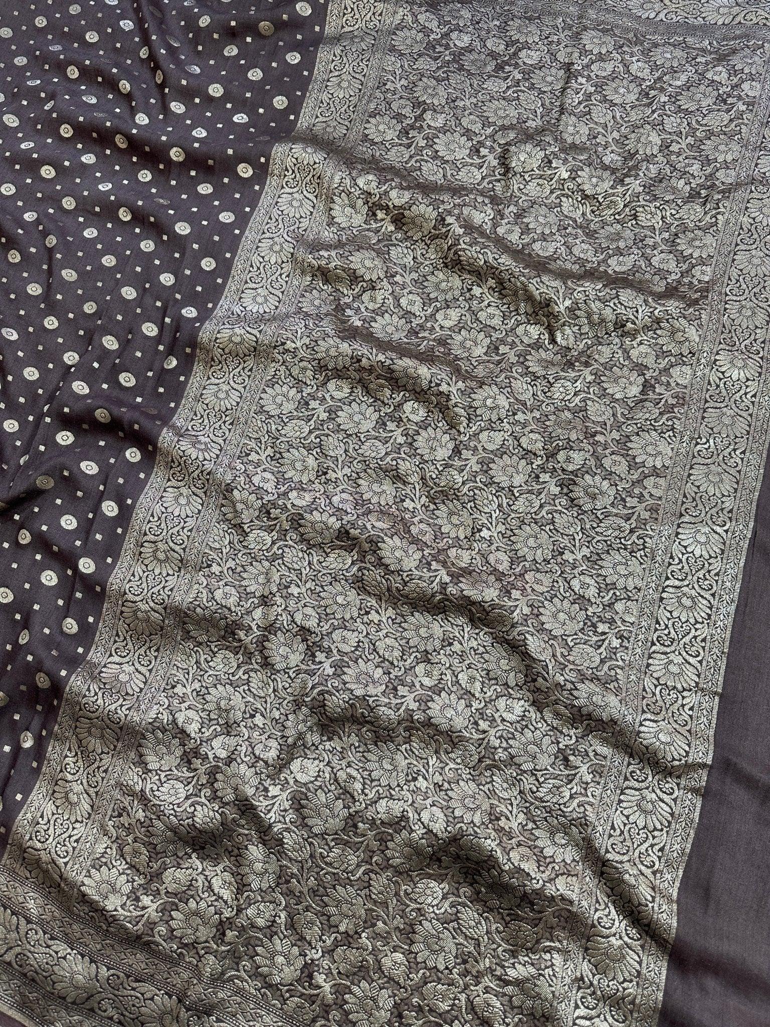 Pure Moonga Silk Banarasi Saree - Handwoven Elegance from Varanasi - Katan Banaras - border detail | Pure Moonga Silk Banarasi Saree