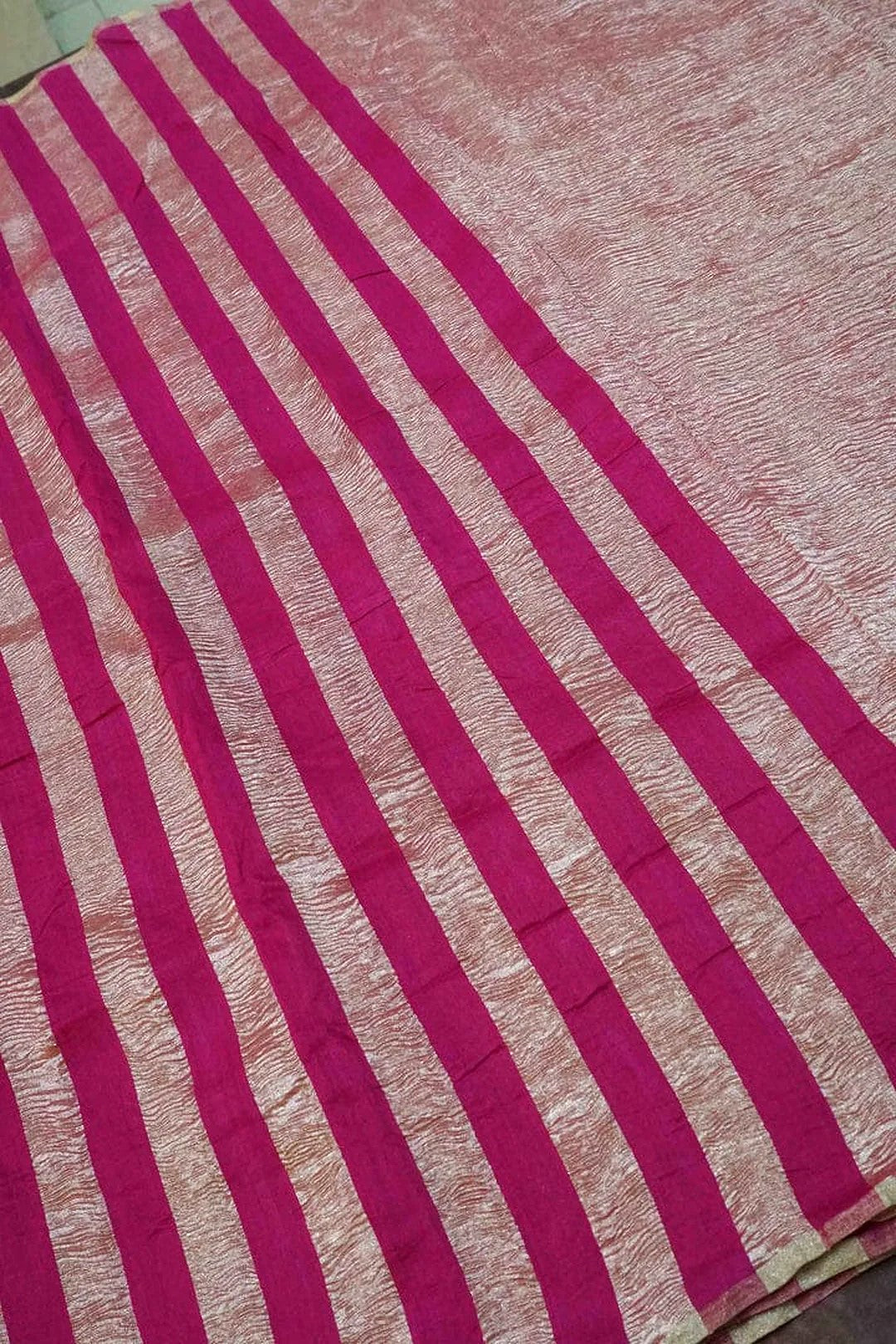Pure Moonga Silk Banarasi Saree - Mughal Jaal Zari Woven Luxury Saree - border detail | Pure Moonga Silk Banarasi Saree