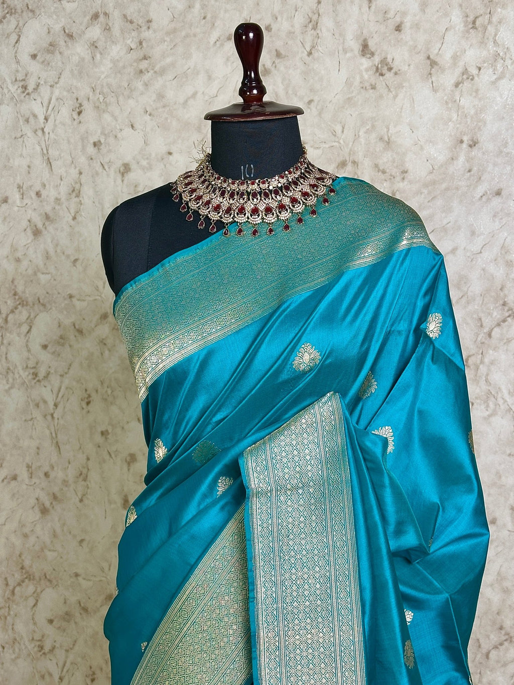 Rama Green Pure Katan Silk Banarasi Kadhwa Buta Handloom Ektara Weaved Saree with Zari Border - Katan Banaras