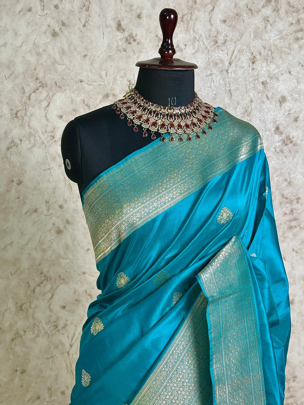 Rama Green Pure Katan Silk Banarasi Kadhwa Buta Handloom Ektara Weaved Saree with Zari Border - Katan Banaras