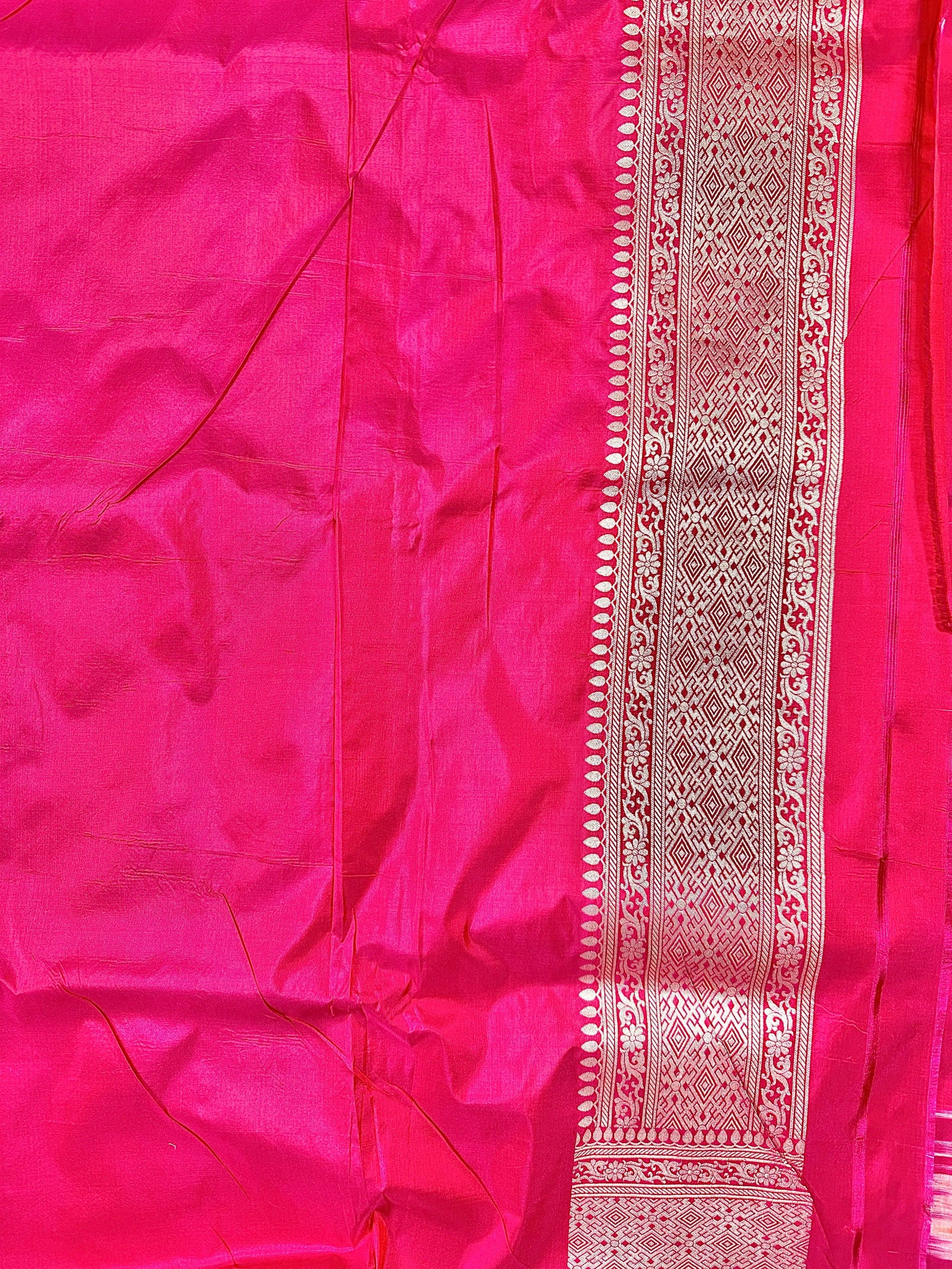 Rani Pink Pure Katan Silk Banarasi Saree with Silver Zari Buti & Traditional Handwoven Border - Katan Banaras