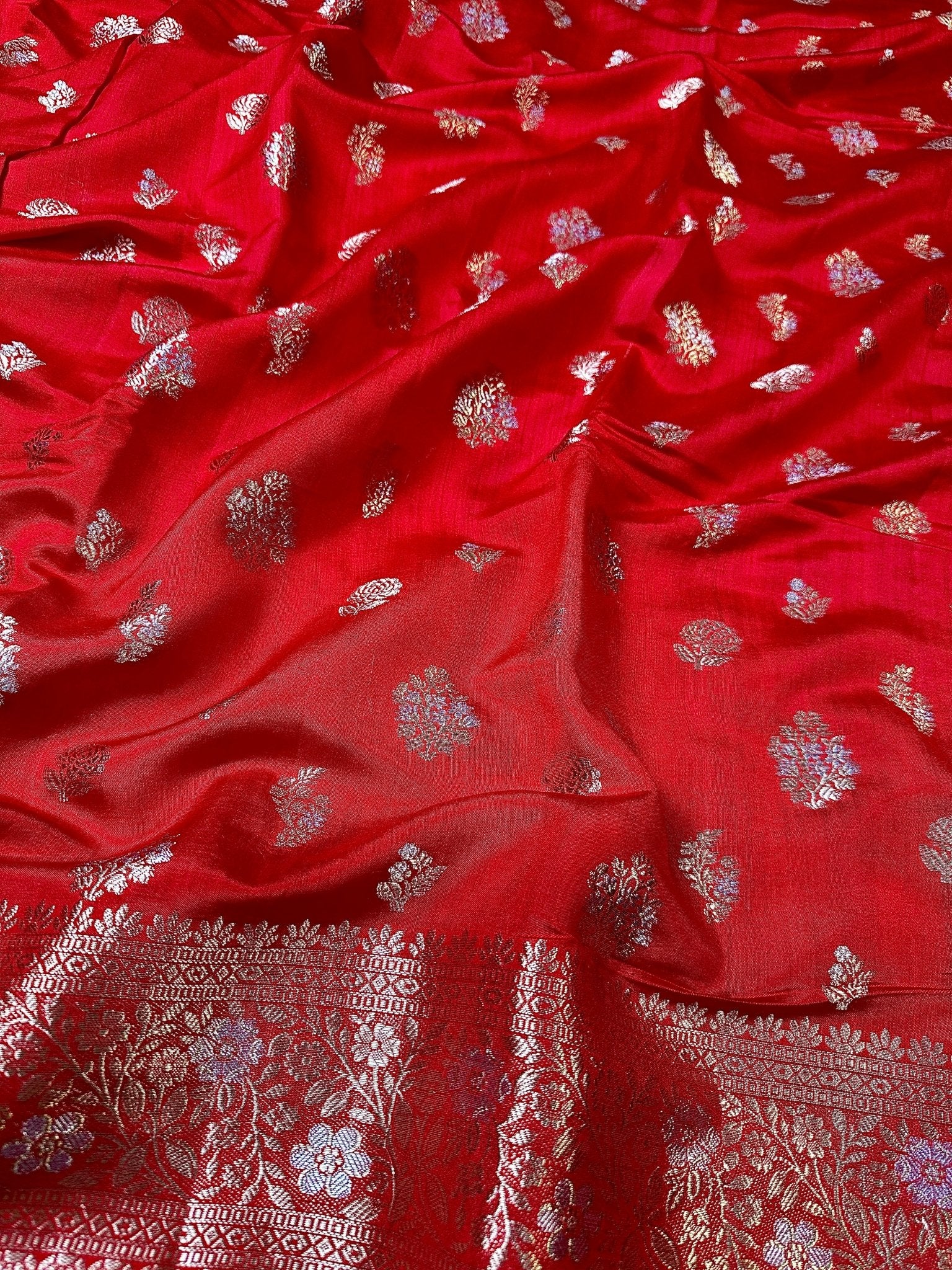Red Pure Chiniya Katan Silk Banarasi Saree with Floral Buti and Gold Zari Border - Katan Banaras