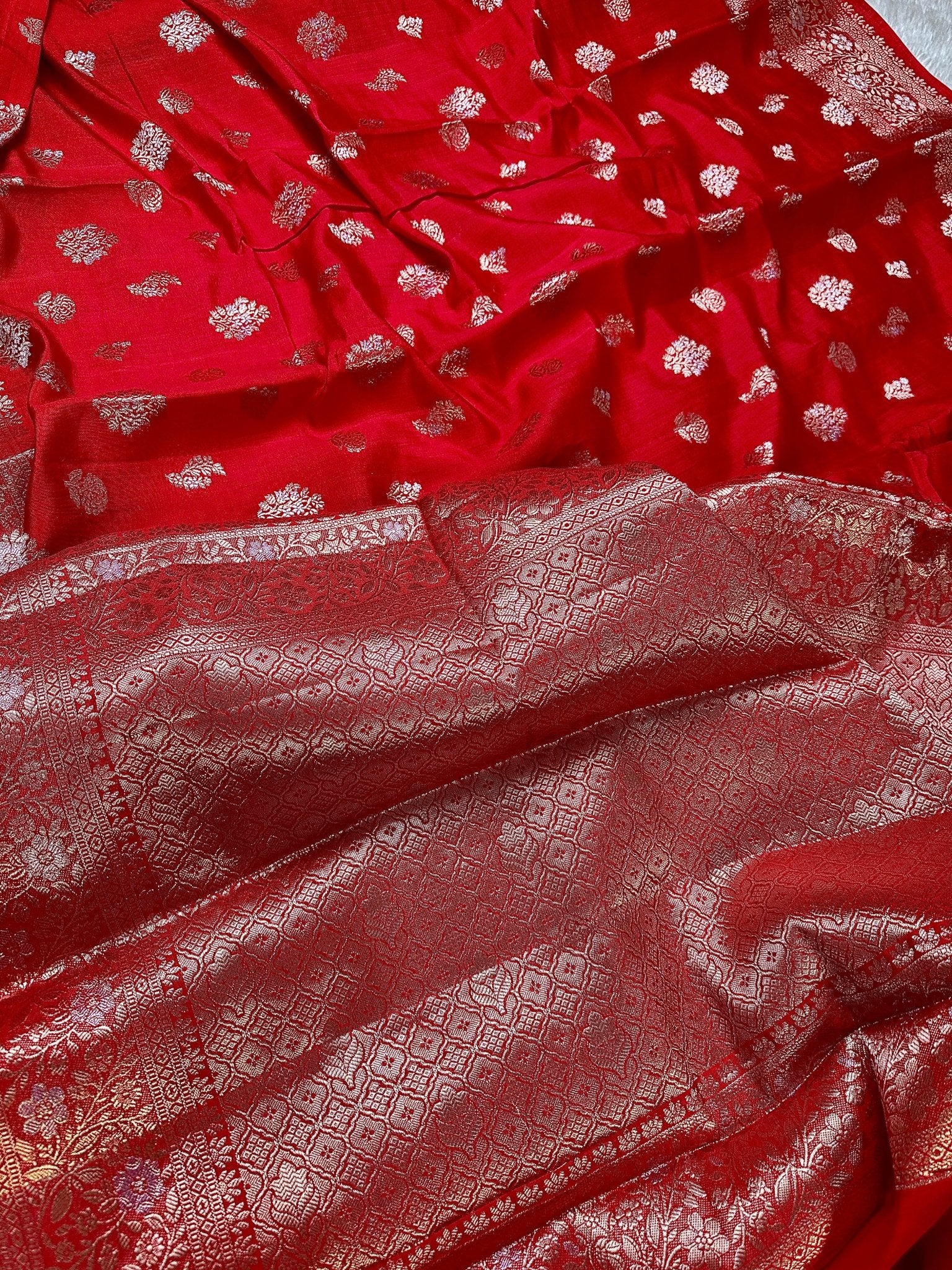 Red Pure Chiniya Katan Silk Banarasi Saree with Floral Buti and Gold Zari Border - Katan Banaras