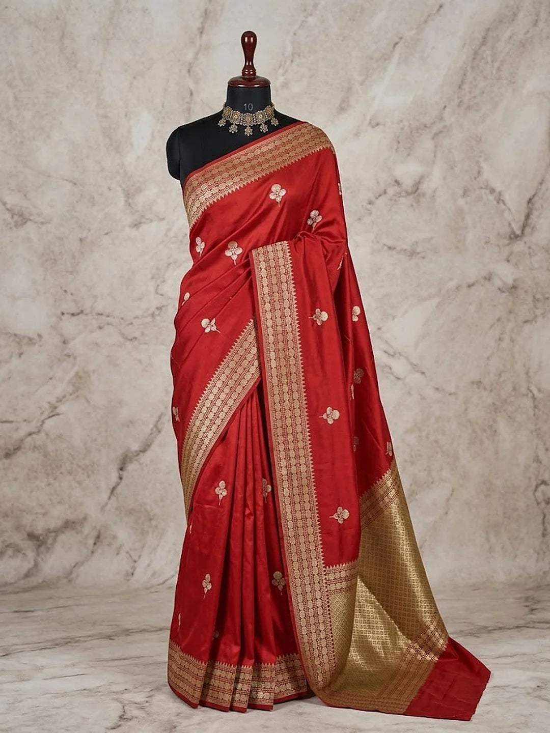Pure Katan Silk Kadhwa Buta Banarasi Saree – Red | Sona Rupa Zari & Tilfi Minakari