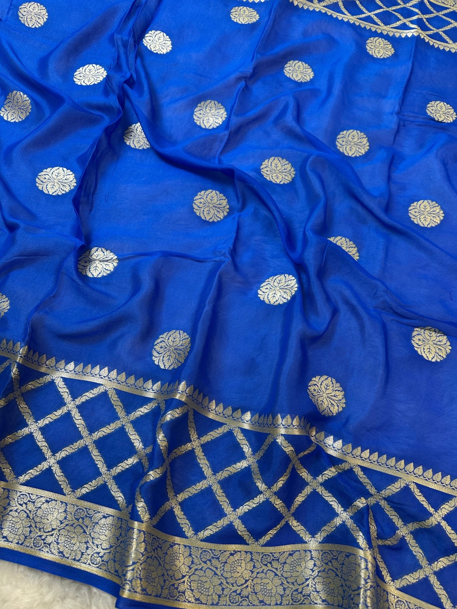 Royal Blue Pure Chiffon Silk Banarasi Saree with Gold Buti and Diamond Jaal Border - Katan Banaras