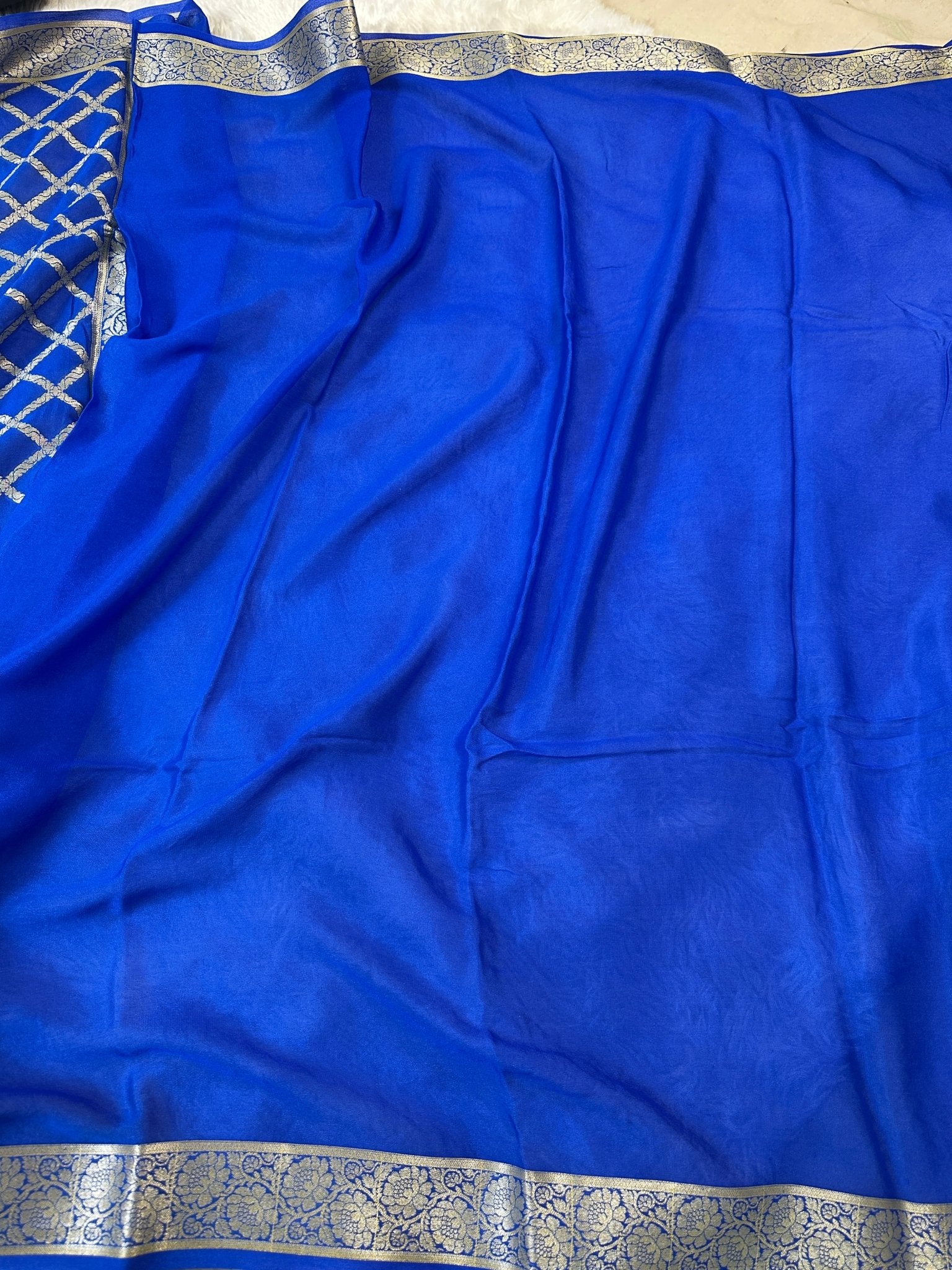 Royal Blue Pure Chiffon Silk Banarasi Saree with Gold Buti and Diamond Jaal Border - Katan Banaras