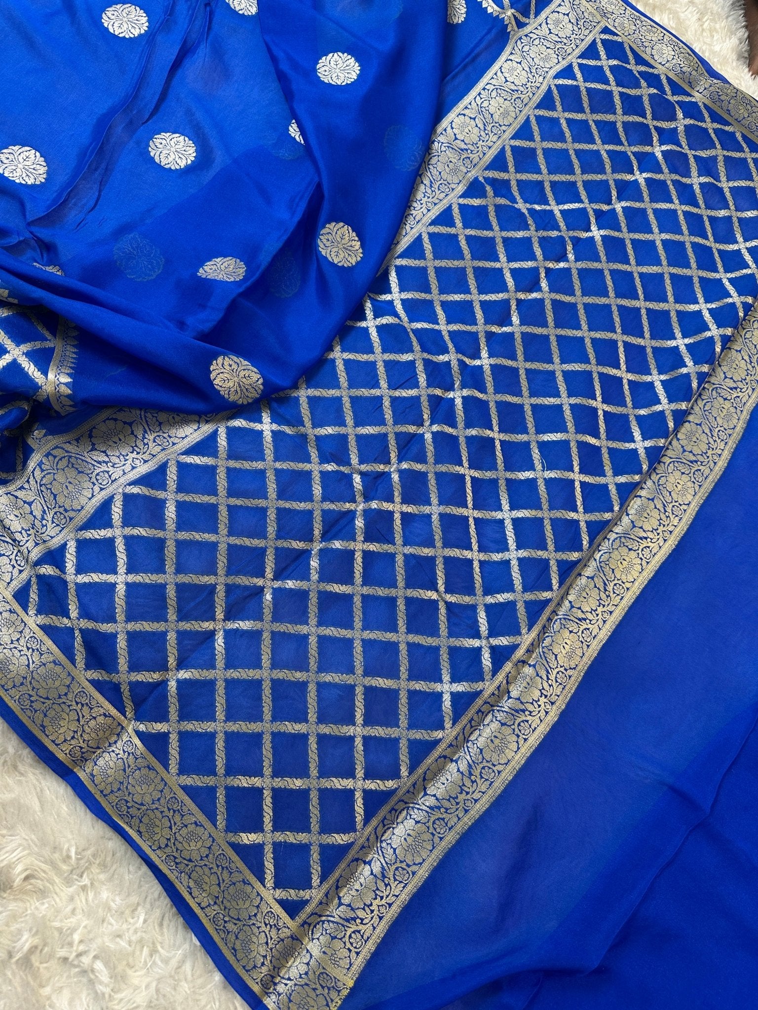 Royal Blue Pure Chiffon Silk Banarasi Saree with Gold Buti and Diamond Jaal Border - Katan Banaras