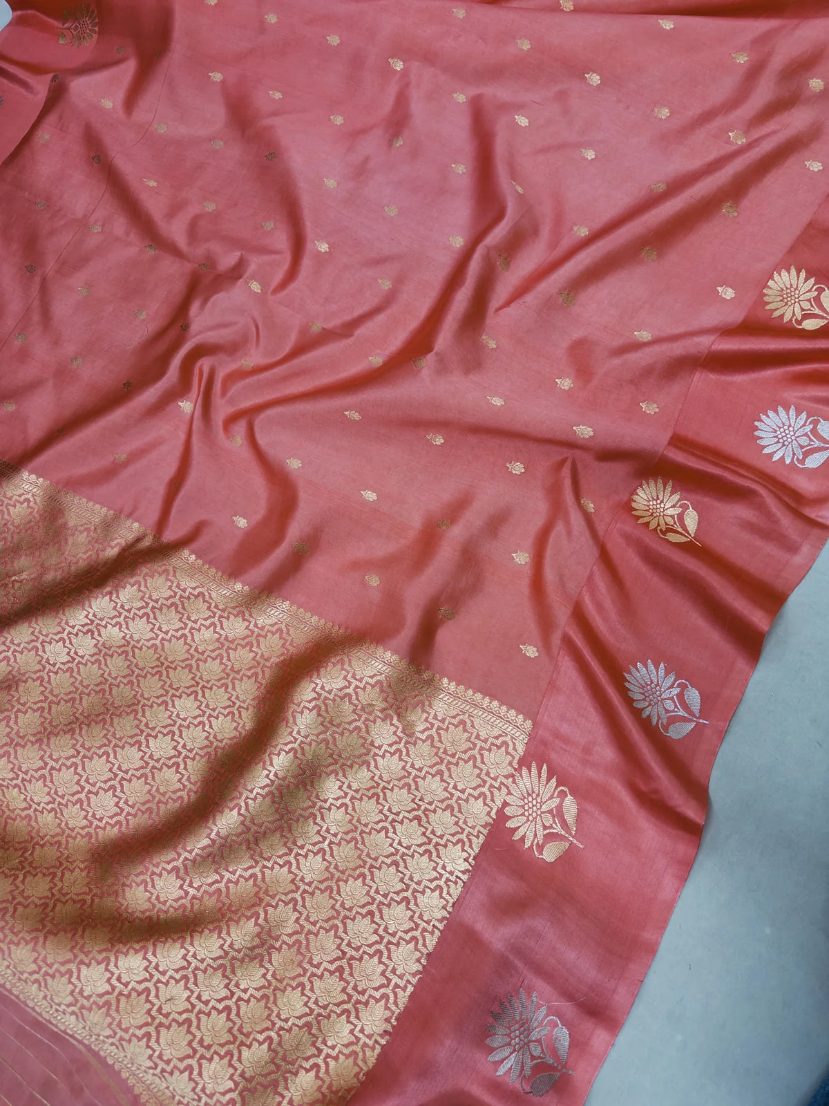 Pure Raw Mango Silk Banarasi Handloom Saree | Kadhwa Weave | Coral Pink Zari Booti