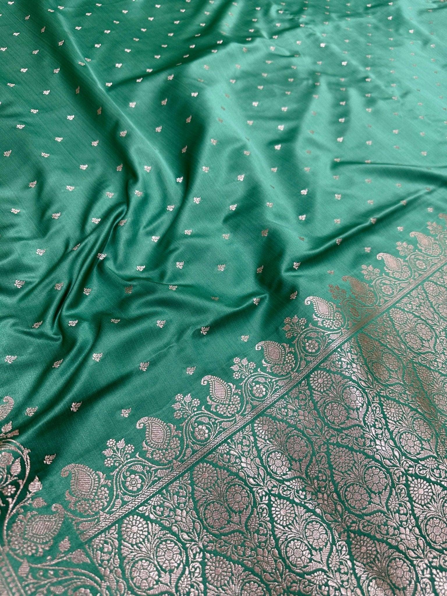 Sea Green Mashru Silk Banarasi Zari Border Brocad Aanchal Booti Saree - Katan Banaras