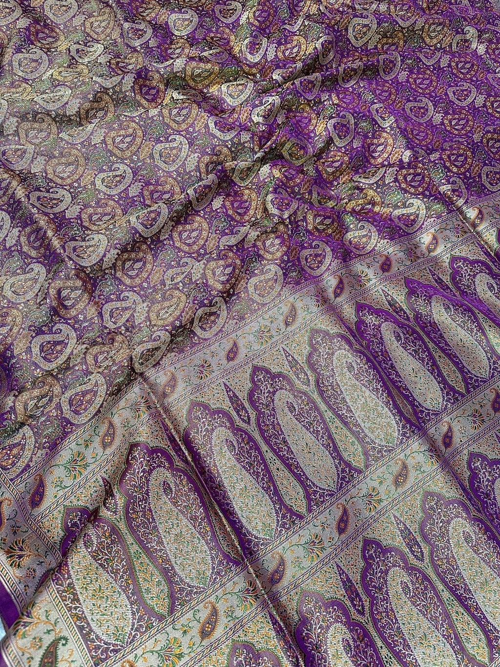 Wine Pure Banarasi Handloom Jamawar Tanchui Kadhwa Interlocked Weaved Saree - Katan Banaras