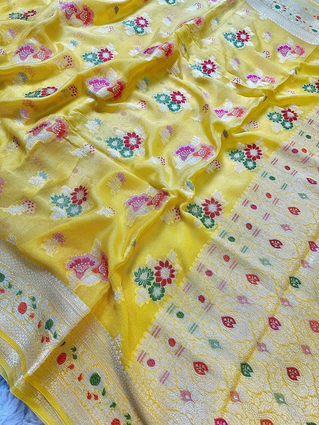 Yellow Pure Chiffon Silk Banarasi Saree with Minakari Design and Zari Border - Katan Banaras